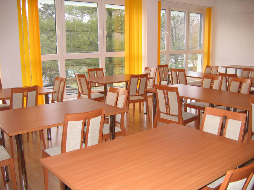 Sport Hotel Debrecen Eksteriør billede