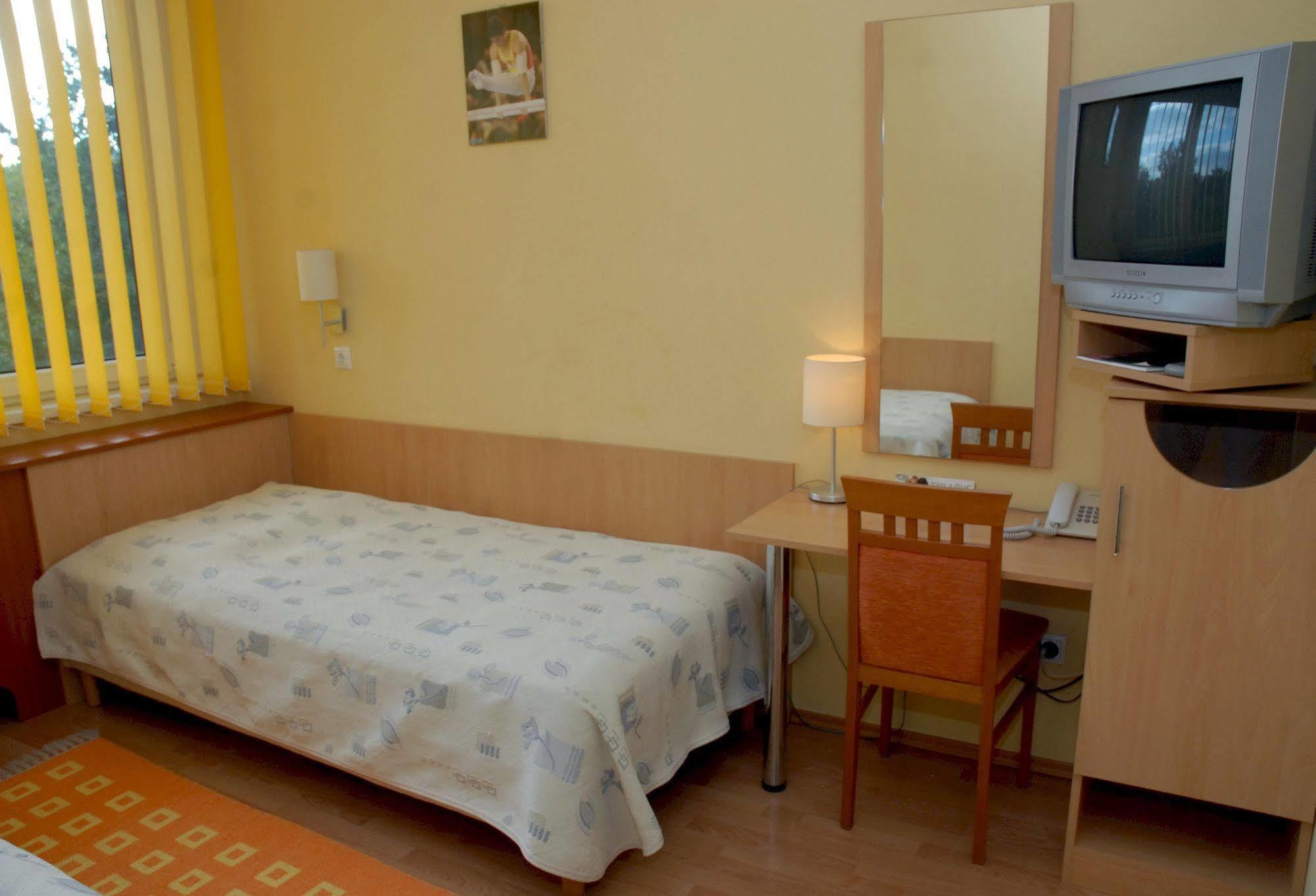 Sport Hotel Debrecen Eksteriør billede